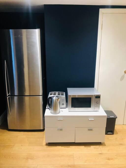 קמברלי 2 Double Bedroom Large Modern Self Contained Apartment Free Parking מראה חיצוני תמונה