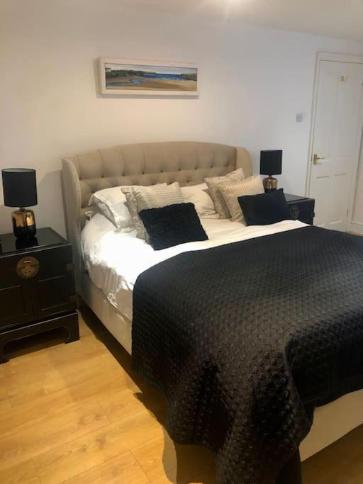 קמברלי 2 Double Bedroom Large Modern Self Contained Apartment Free Parking מראה חיצוני תמונה